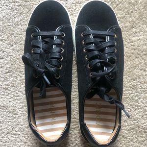 Vionic casual sneakers size 9 black suede NWOB